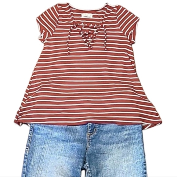 Hollister Lace Up Cut Out Blouse V-Neck Short Sleeve Oversized Striped Flowy Top - Picture 1 of 16
